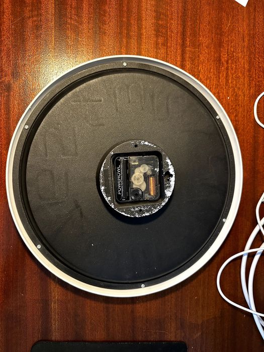 Relógio de parede em óptimo estado