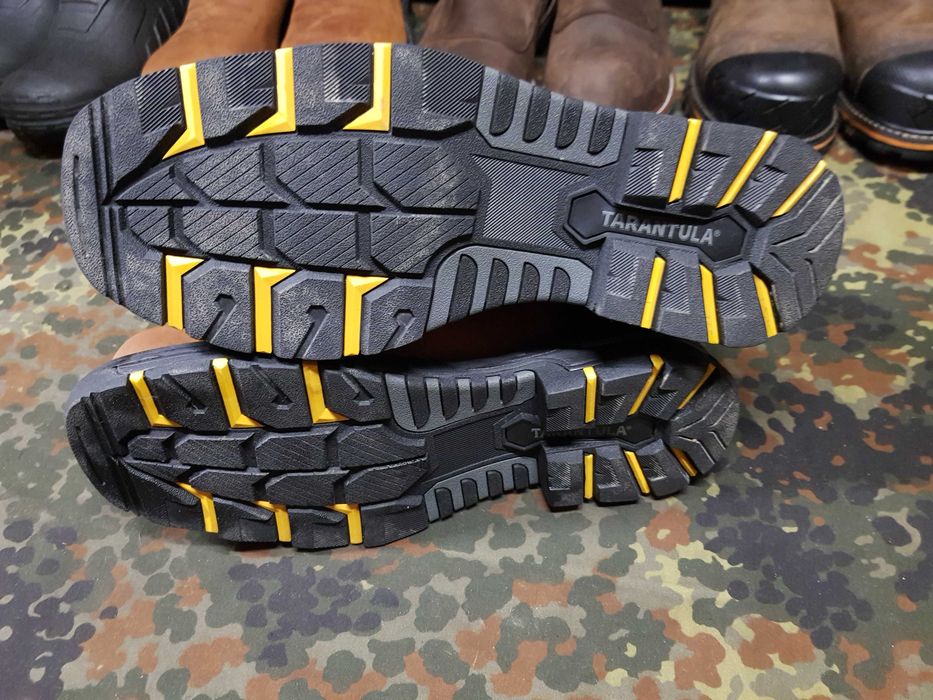 Buty robocze DAKOTA rozm 44 wkł 30 cm