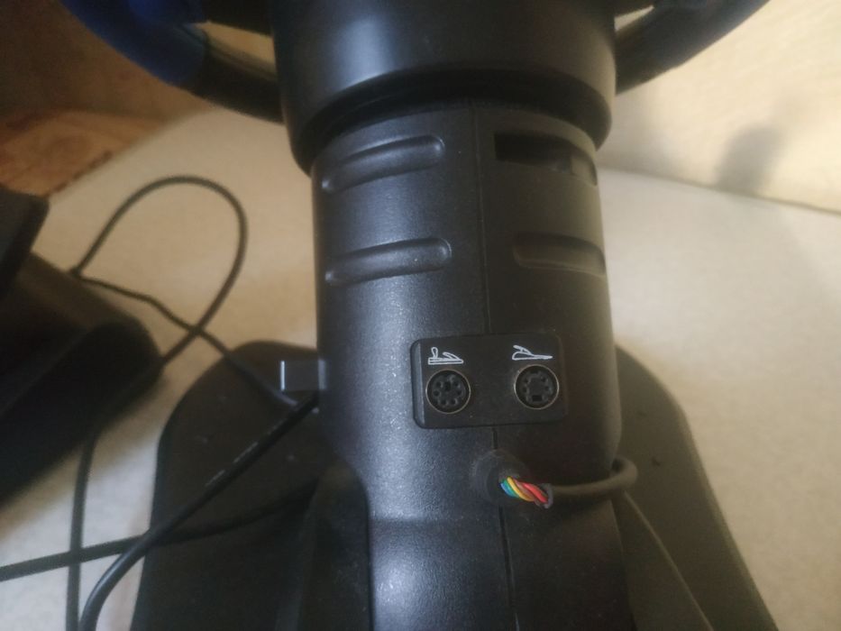 Кермо з педалями до плейстейшен 2-3