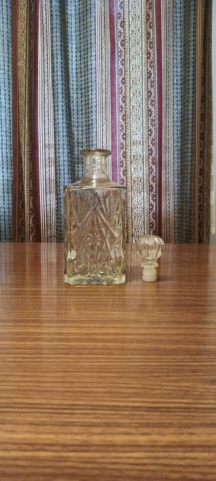 Kryształowa karafka prl