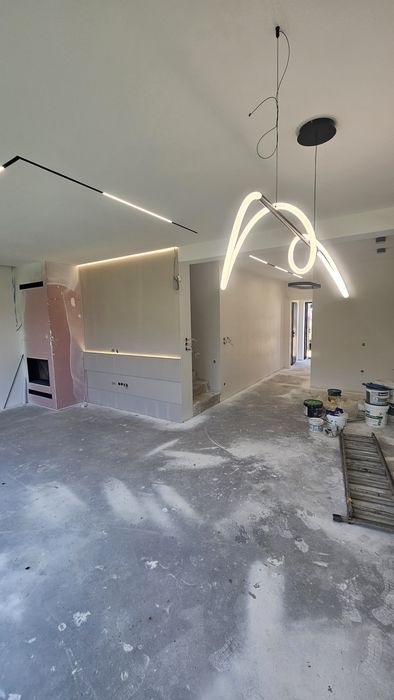 Wykończenia wnętrz  i remonty