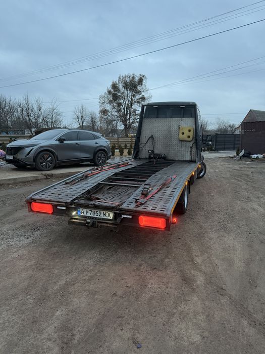 Івеко евакуатор