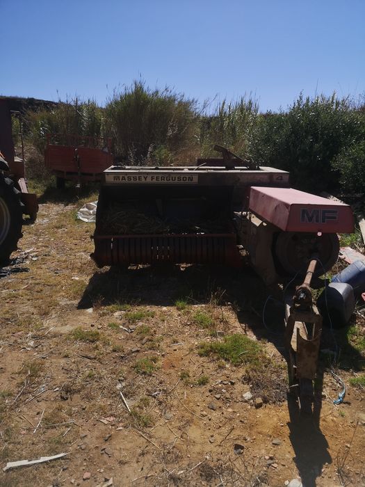 Enfardadeira massey ferguson 4