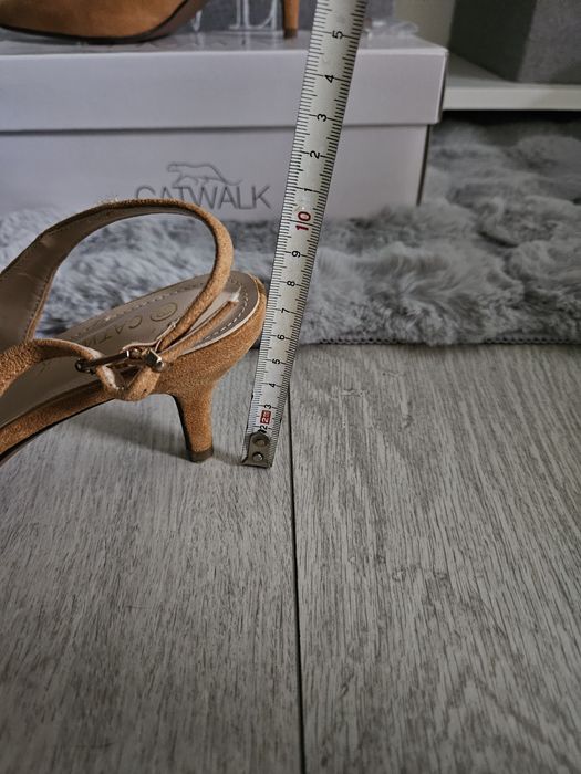 Buty catwalk slingback brązowe rozm. 38
