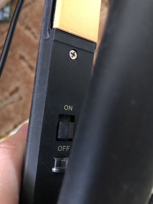 Вирівнювач для волося