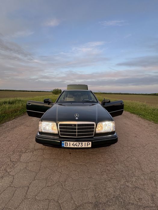 Мерс 124 купе coupe