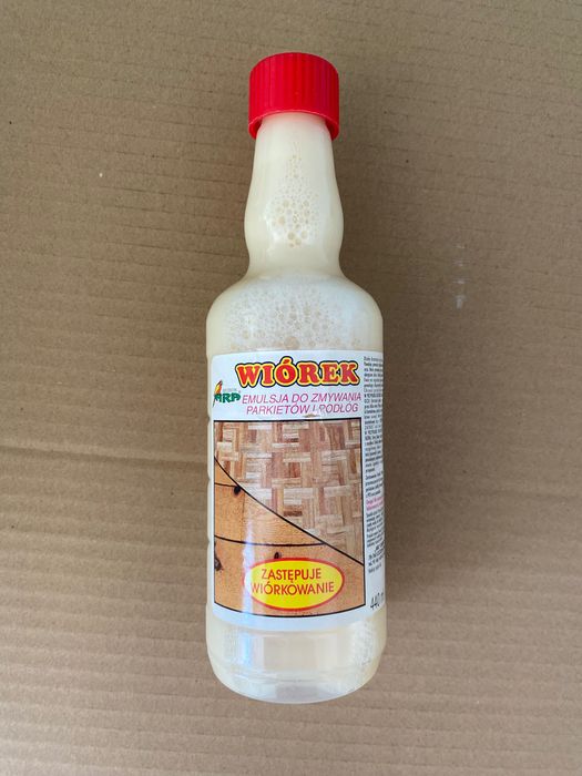Emulsja do czyszczenia parkietu Wiórek do zmywania parkietów i podłóg