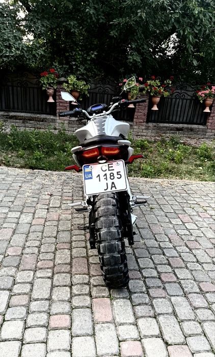 Loncin CR-250.