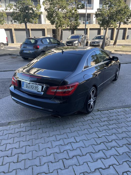 Mercedes E250 coupe