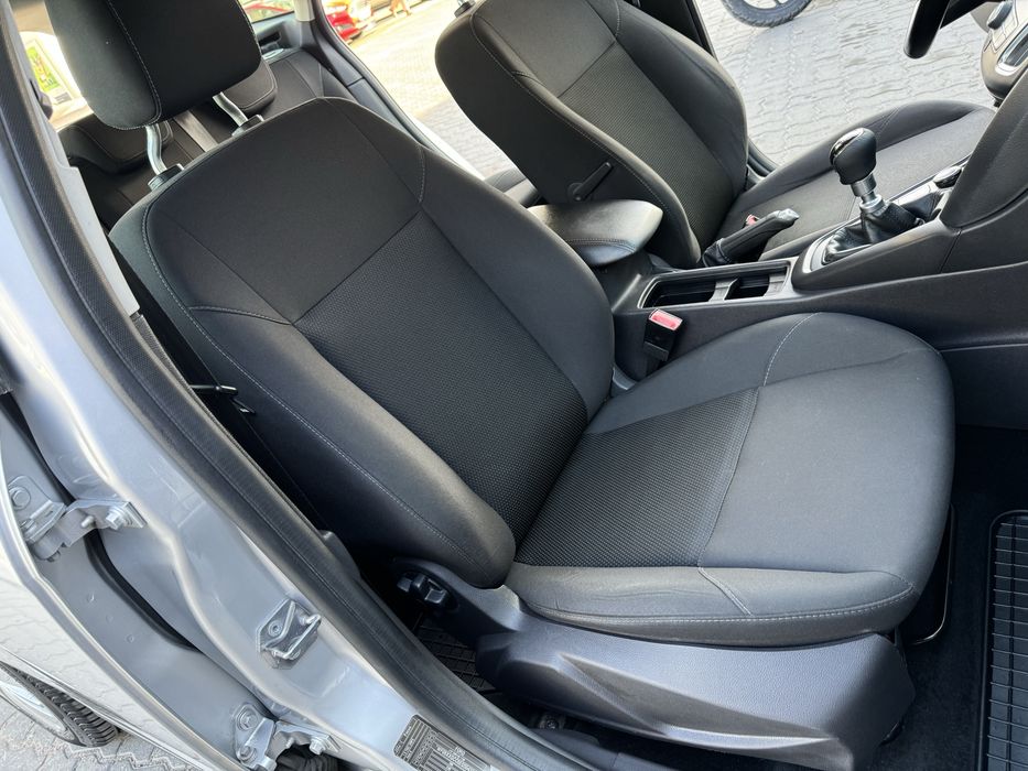 Ford focus 2015року
