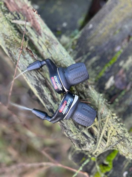 manetki obrotowe SRAM GripShift Max 3 x 7