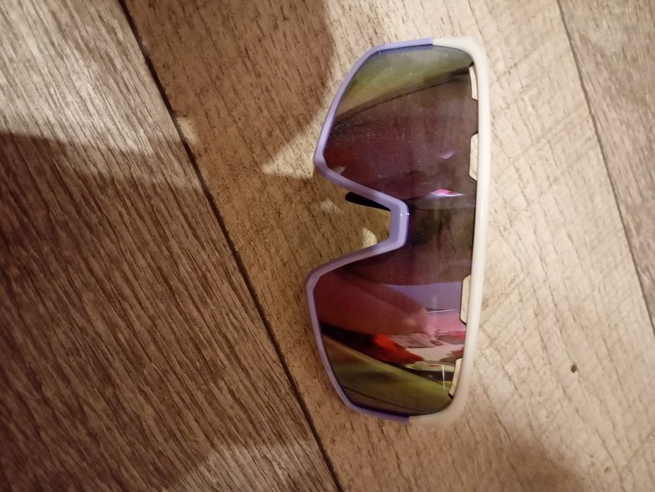 sportowe okulary przeciwsłoneczne