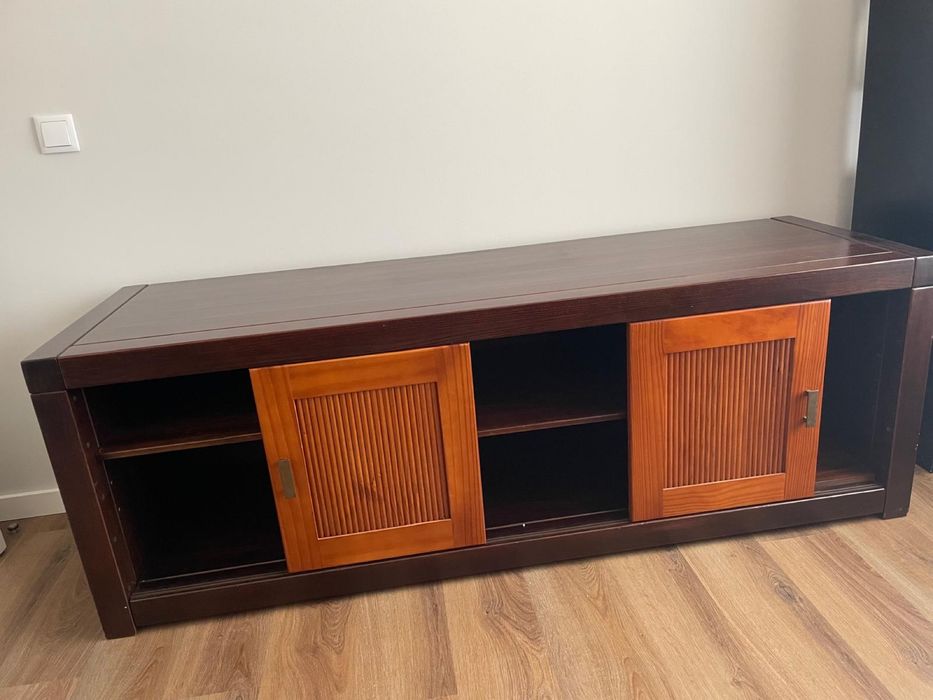 Armario de TV com duas Portas