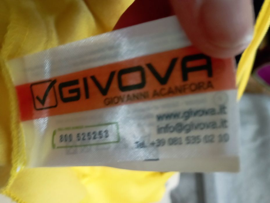 Спортивний костюмGIVOVA