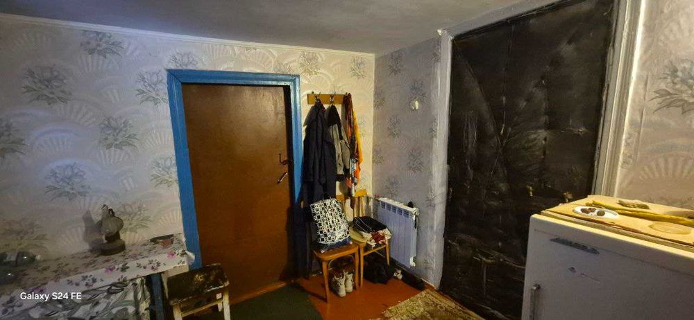 Продам півбудинку с. Гоголів 60м