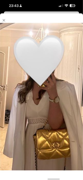 Елітна біла сукня