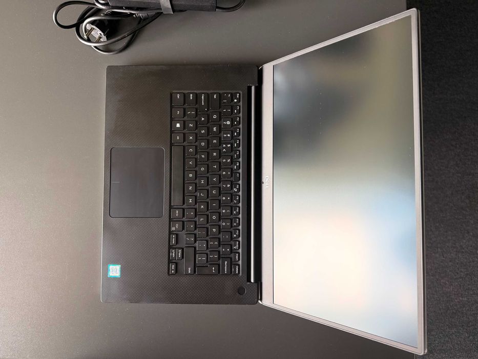 DELL Precision 5530 7-8850H 32GB RAM 1TB SSD