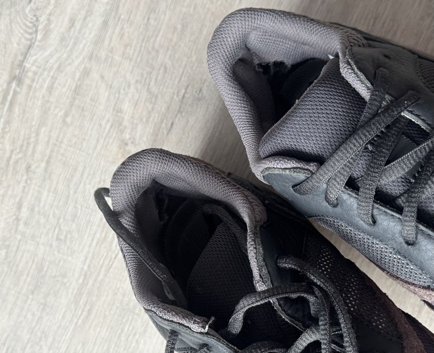 Чоловічі кросівки adidas yeezy boost 700 41 розмір