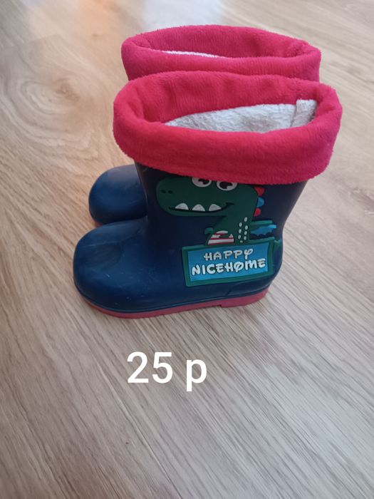 Взуття дитяче приємні ціни гарний стан