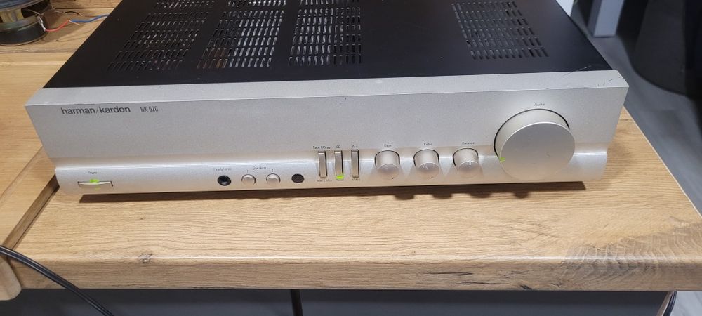 Wzmacniacz Harman Kardon HK620