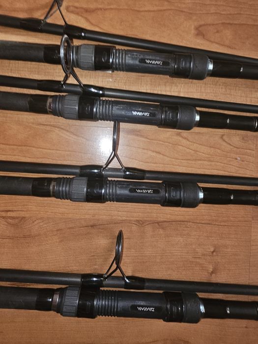 Карпові вудилища daiwa black widow BWC 2312-AU  3,6m  3,5lb 4 шт