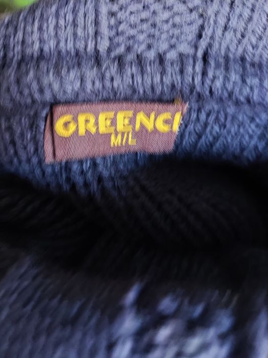 Kamizelka  z golfem grubym wzorem