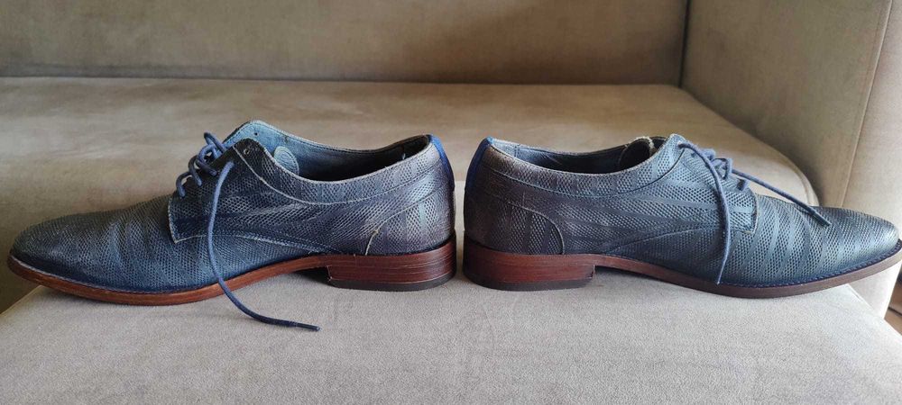 Sapatos Rehab tam. 43 em excelente estado, praticamente novos