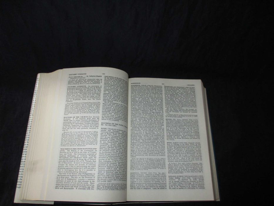 Livro Oxford Dictionary of the Christian Church