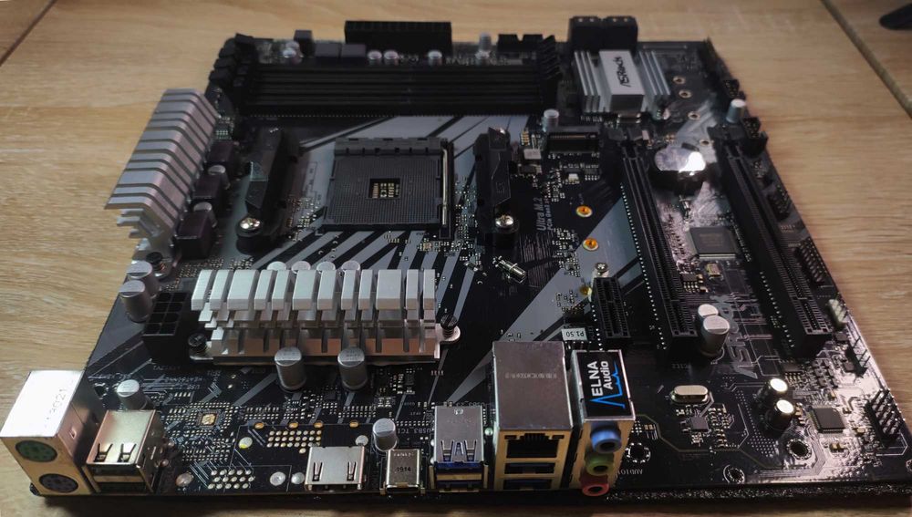 Материнська плата  ASRock B450M PRO4 (AM4)