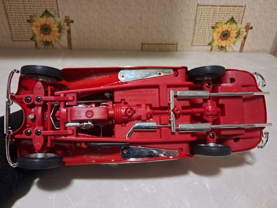 Масштабная модель 1/18  Mercedes Benz 500k Typ Specialroadster Maisto