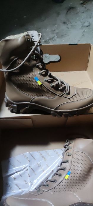 Берцы новые продам