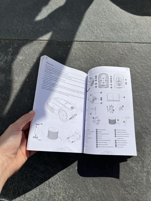 Robot corta relvas avariado pra peças