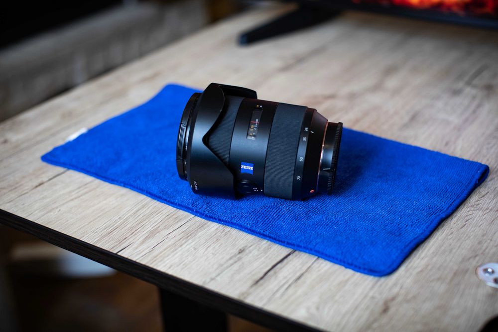 Объектив Sony 24-70mm f/2.8 ZA A SSM Vario-Sonnar T*