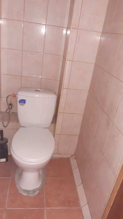 Продам 2х комнатную кв-ру  Киев ул. Радужная 17