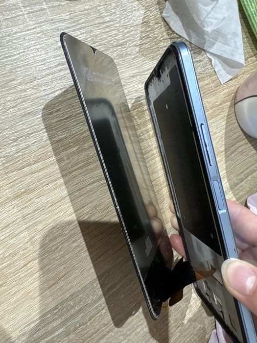 Vivo telefon V2110