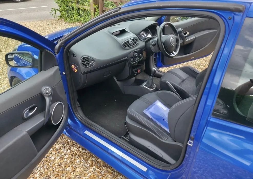 RENAULT Clio 3 RS SPORT 197CV F4R PARA PEÇAS