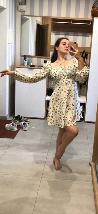 Сукня літня біла