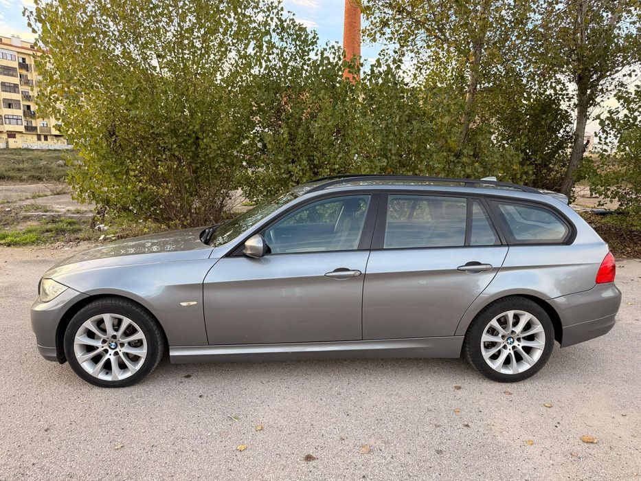 Carrinha BMW 320d 2009 - 279 mil kms — photo 5