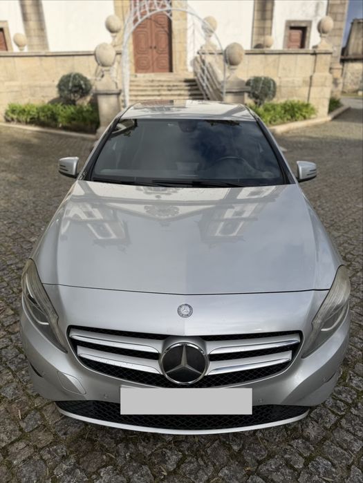 Mercedes-Benz Classe A180d Automático 2012