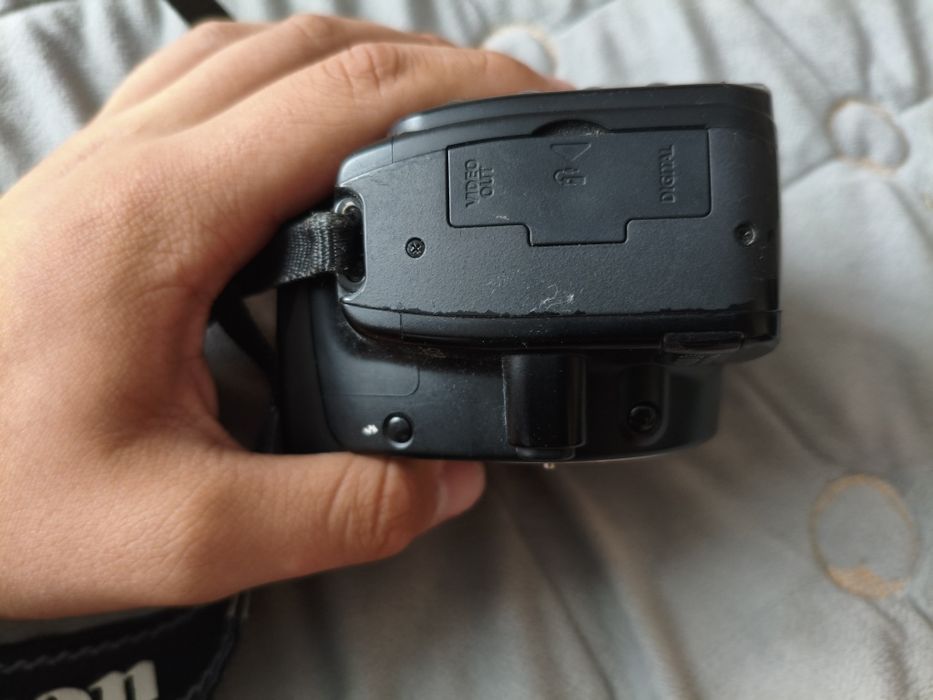 canon 400d продам