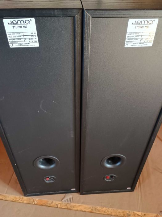 Kolumny Jamo Studio 180