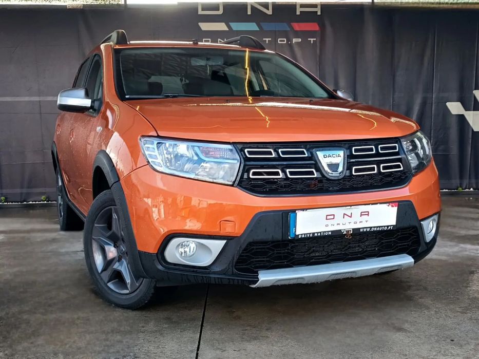 Dacia Sandero Stepway TCe 90 Easy-R S&S Celebration