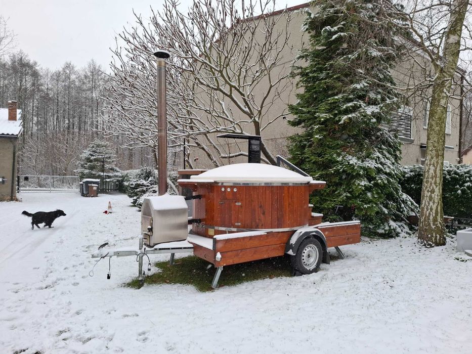 Balia mobilna jacuzzi wynajem kawalerski panieński dowóz