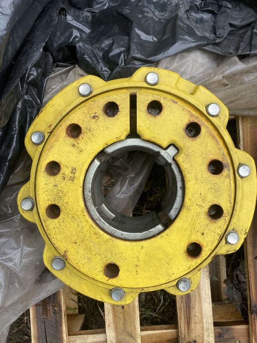 Проставки на John Deere 8 серии