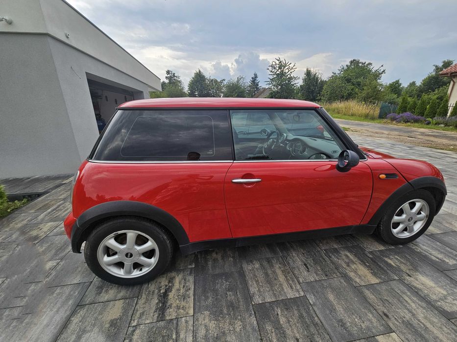 MINI One R50 1.6 90 KM | 2003 | Czerwony |