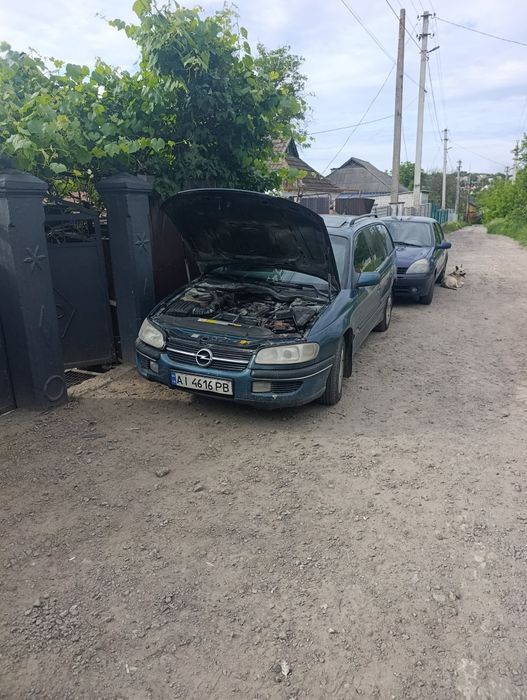 Продам opel omega 2 л бензин
