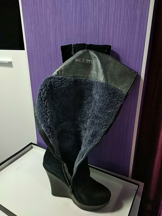 Зимние замшевые сапоги