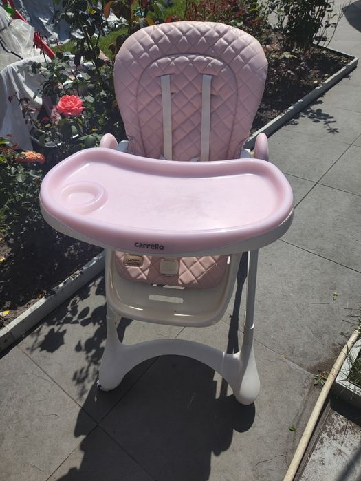 Стілець для годування немовля