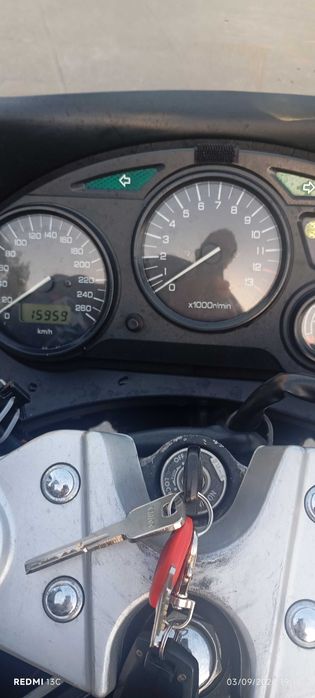 moto Suzuki gsxf 750