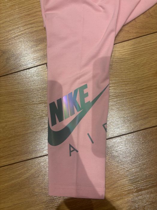 Spodnie legginsy Nike Air 122/128